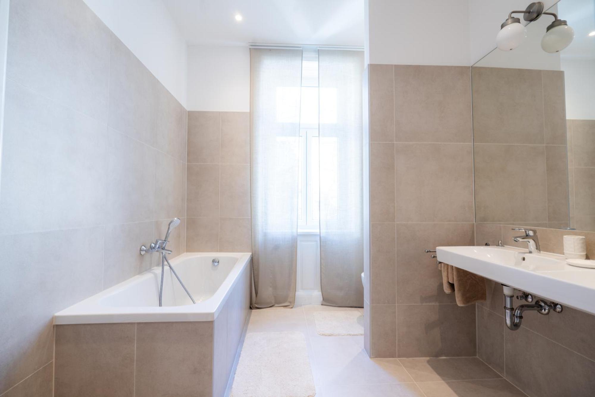Appartement 4ty3 - Spacious In The Heart Of The 8th District Is Calling *