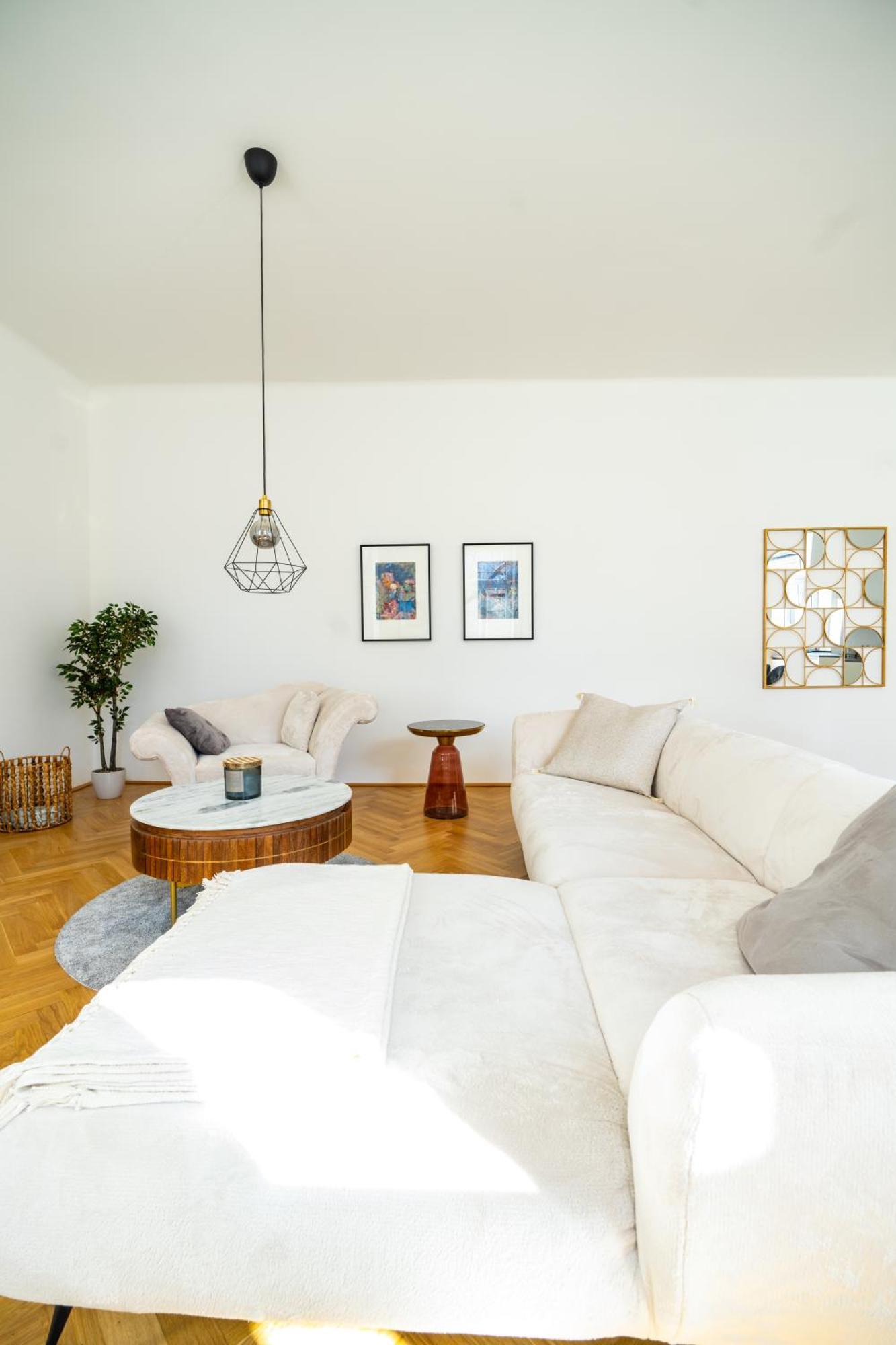 4ty3 - Spacious In The Heart Of The 8th District Is Calling Appartement *